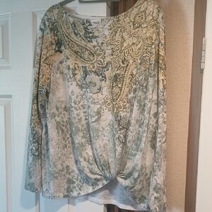 Time and Tru Floral Paisley Blouse in Green and Tan
